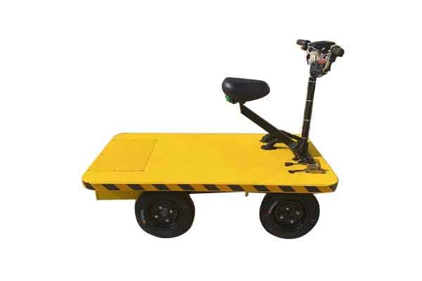 Electric flatbed transport vehicle